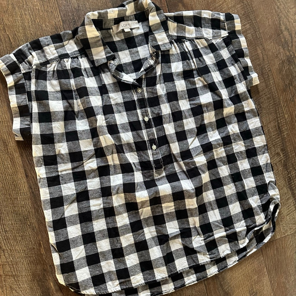 Women's LOFT Black White Gingham Button Down Shirt M